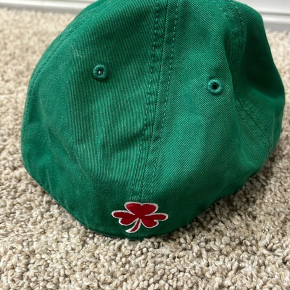 Boston Red Sox Hat - Picture 2 of 5